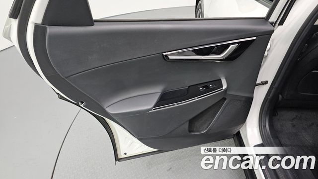 Kia EV6 Long Range Earth 2022 — фото 31