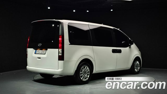 Hyundai Staria L3.5 Cargo 3-Seater Modern 2025 — фото 2