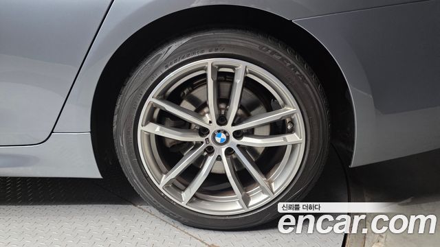 BMW 5 Series (G30) 520d M Sport Package Plus 2017 — фото 21