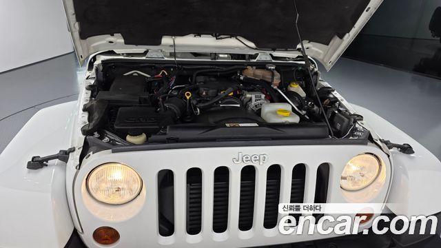 Jeep Wrangler (JK) 2.8 Diesel Sahara 4Door 2012 — фото 6