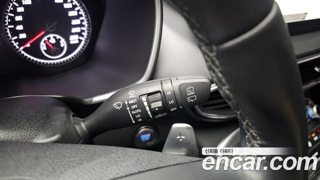 Hyundai Santa Fe Diesel 2.2 2WD Prestige 2023 — фото 30