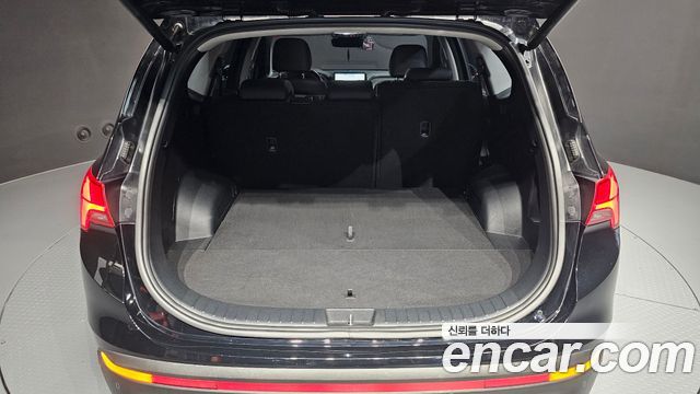 Hyundai Santa Fe Diesel 2.2 2WD Prestige 2023 — фото 31