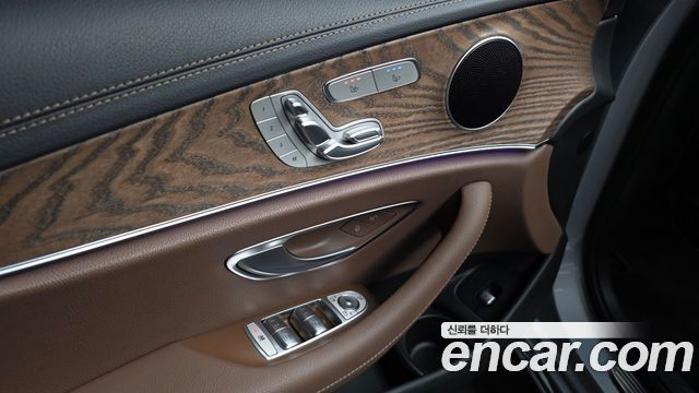 Mercedes-Benz E-Class (W213) E250 Exclusive 2022 — фото 30