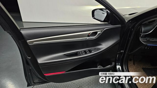 Hyundai Grandeur Hybrid (IG) Le Blanc 2022 — фото 24
