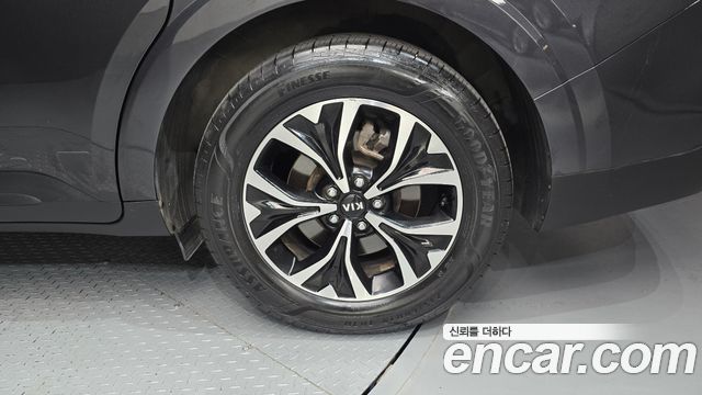 Kia Carnival (IV) Diesel 9-Seater Prestige 2021 — фото 21