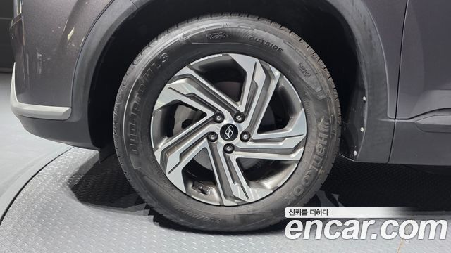 Hyundai Santa Fe Diesel 2.2 2WD Prestige 2022 — фото 5