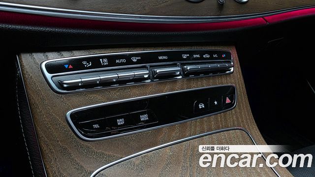 Mercedes-Benz E-Class (W213) E250 Exclusive 2022 — фото 27