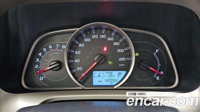 Toyota RAV4 2.5 2WD 4th 2015 — фото 8