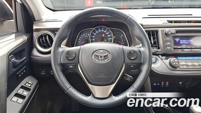 Toyota RAV4 2.5 2WD 4th 2015 — фото 13