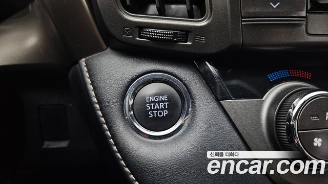 Toyota RAV4 2.5 2WD 4th 2015 — фото 15