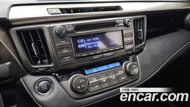 Toyota RAV4 2.5 2WD 4th 2015 — фото 18