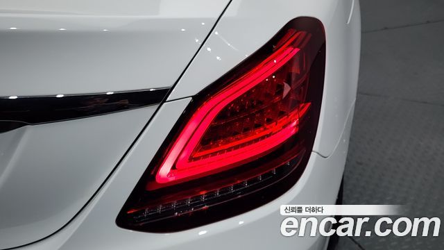 Mercedes-Benz C-Class (W205) C220 d Avantgarde 2019 — фото 23