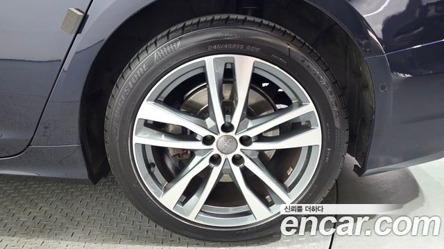 Audi A6 (C8) 45 TDI Quattro Premium 2021 — фото 21