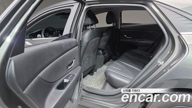 Hyundai Avante (CN7) 1.6 Inspiration 2023 — фото 30