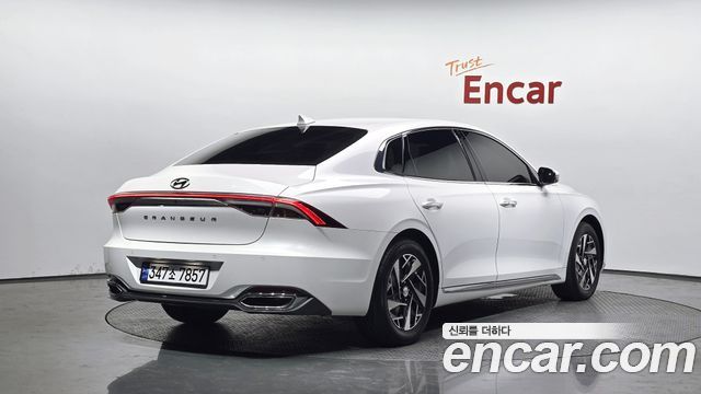 Hyundai Grandeur Hybrid (IG) Premium 2022 — фото 2