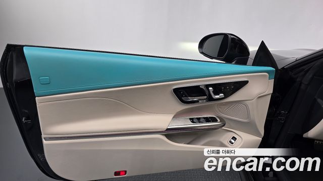 Mercedes-Benz CLE-Class (C236) CLE200 Cabriolet 2025 — фото 24