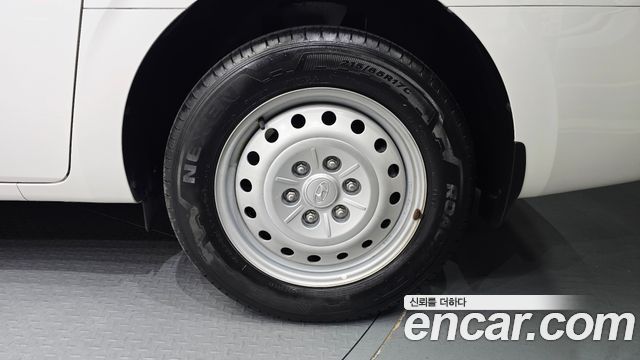 Hyundai Staria Cargo 5-Seater Smart 2022 — фото 21