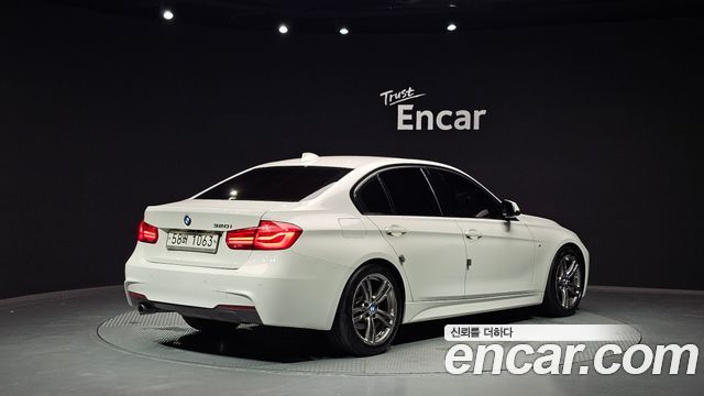 BMW 3 Series (F30) 320i M Sport 2017 — фото 2