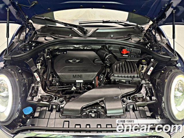 MINI Cooper D Clubman Standard 2nd 2016 — фото 23