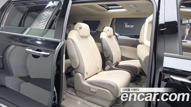 Kia Carnival (IV) HEV 9seater Signature 2026 — фото 11