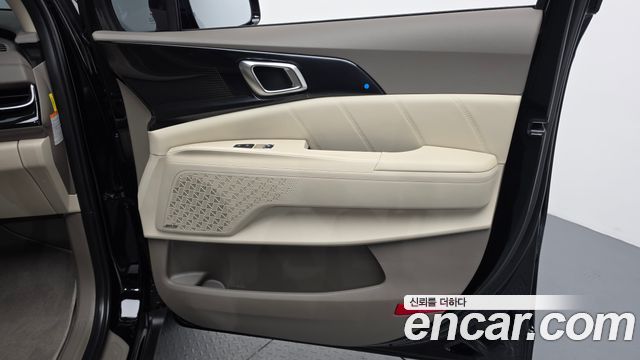 Kia Carnival (IV) HEV 9seater Signature 2026 — фото 25