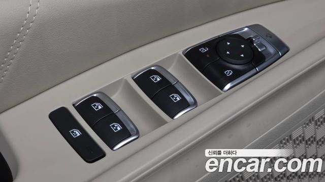 Kia Carnival (IV) HEV 9seater Signature 2026 — фото 29