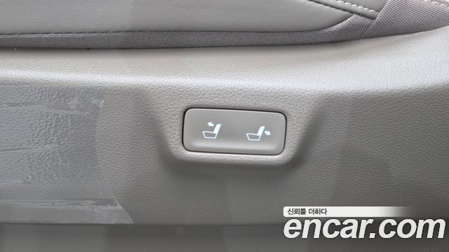 Kia Carnival (IV) HEV 9seater Signature 2026 — фото 38