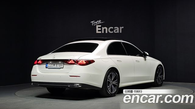 Mercedes-Benz E-Class (W214) E200 Avantgarde 2025 — фото 2