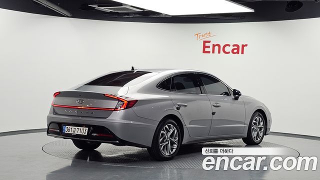 Hyundai Sonata (DN8) 2.0 Premium Plus 2023 — фото 2