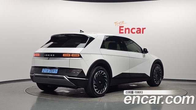 Hyundai Ioniq 5 Long range Exclusive 2023 — фото 2