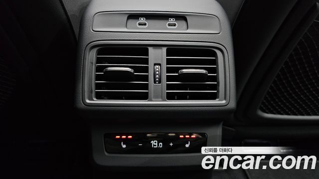 Audi Q5 (80A) 40 TFSI Quattro Sportback S Line 2025 — фото 17