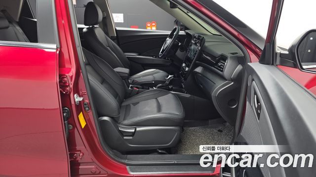 KG Mobility (SsangYong) Very New Tivoli Gasoline 1.5 2WD V3 2021 — фото 12