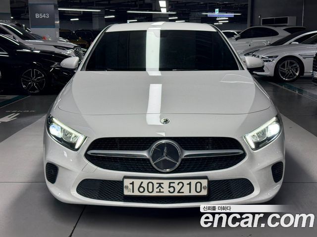 Mercedes-Benz A-Class (W177) A220 Hatchback 2020 — фото 1