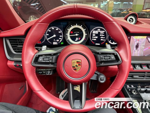 Porsche 911 (992) Carrera 4 GTS Cabriolet 2023 — фото 15