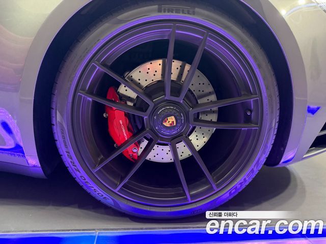 Porsche 911 (992) Carrera 4 GTS Cabriolet 2023 — фото 20