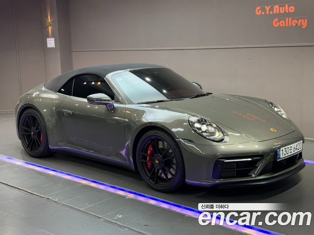 Porsche 911 (992) Carrera 4 GTS Cabriolet 2023 — фото 22