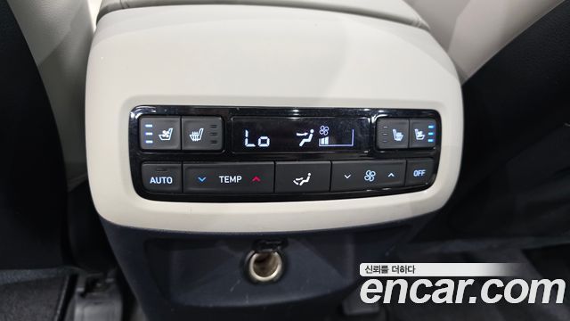 Hyundai Palisade Diesel 2.2 2WD Prestige 2023 — фото 18