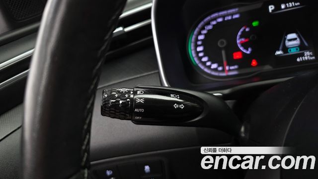 Hyundai Tucson Hybrid (NX4) Premium 2WD 2023 — фото 40