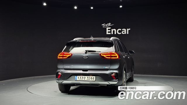 Kia Niro 1.6 HEV Noblesse Special 2021 — фото 4