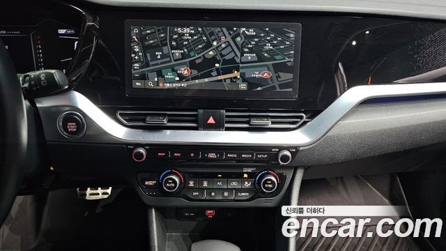 Kia Niro 1.6 HEV Noblesse Special 2021 — фото 14