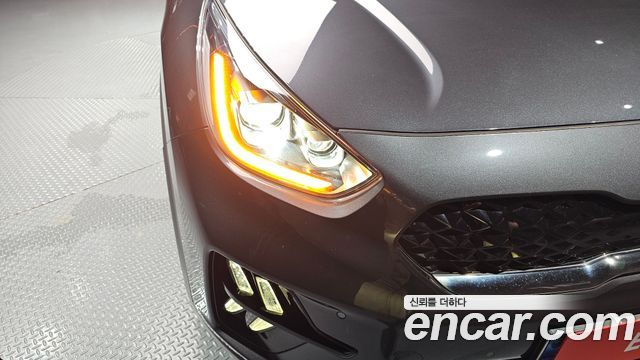 Kia Niro 1.6 HEV Noblesse Special 2021 — фото 22