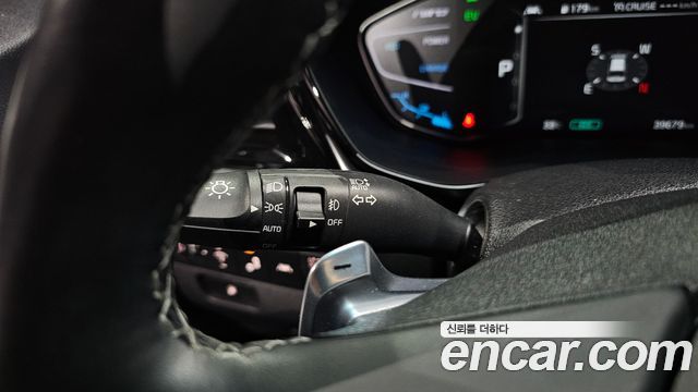 Kia Niro 1.6 HEV Noblesse Special 2021 — фото 34