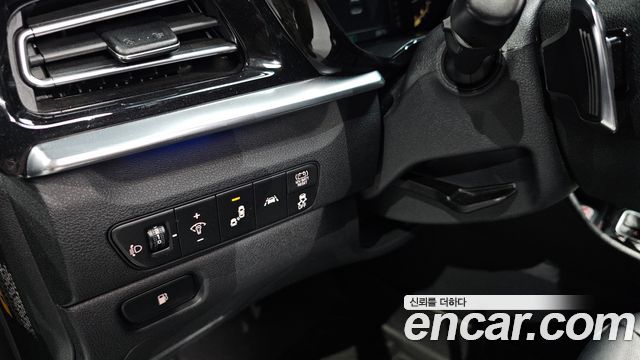 Kia Niro 1.6 HEV Noblesse Special 2021 — фото 36