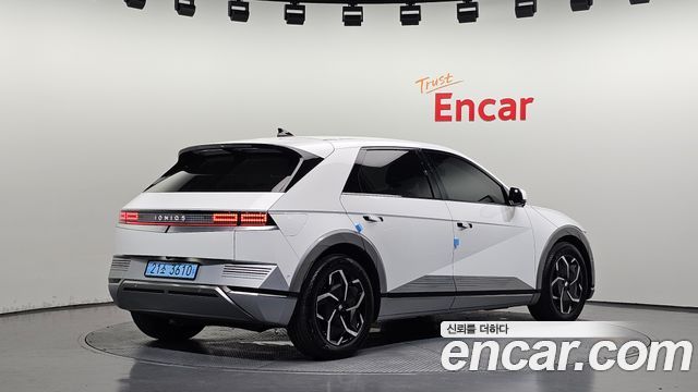 Hyundai Ioniq 5 Long range Exclusive 2022 — фото 2