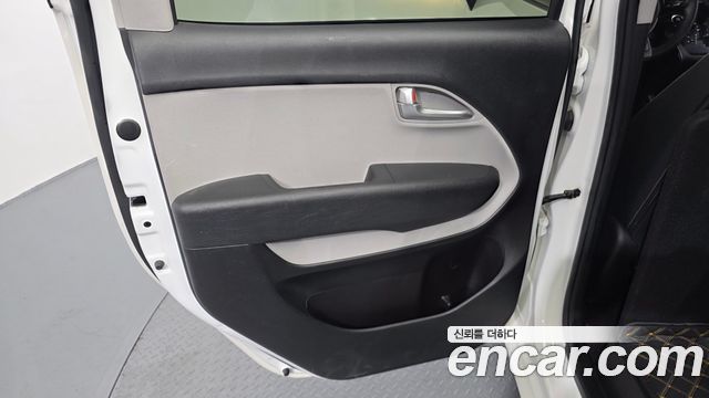 Kia Ray Van 2-Seater Prestige Special 2023 — фото 25