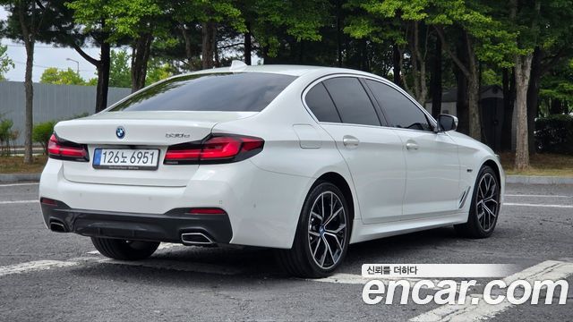 BMW 5 Series (G30) 530e M Sport 2022 — фото 2