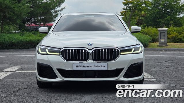 BMW 5 Series (G30) 530e M Sport 2022 — фото 3