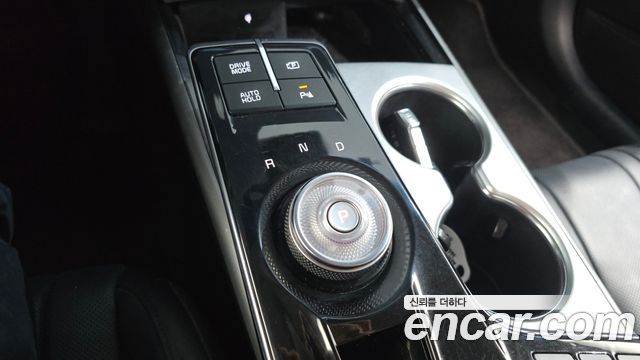 Kia K8 2.5 Gasoline 2WD Noblesse 2022 — фото 9