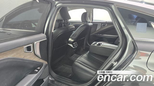 Kia K8 2.5 Gasoline 2WD Noblesse 2022 — фото 12
