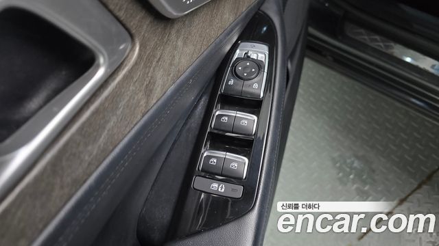 Kia K8 2.5 Gasoline 2WD Noblesse 2022 — фото 28
